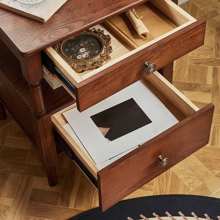 Classic Solid Wood Nightstand with 2 Drawers