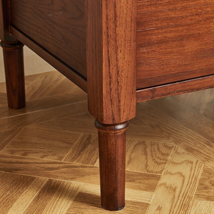 Classic Solid Wood Nightstand with 2 Drawers